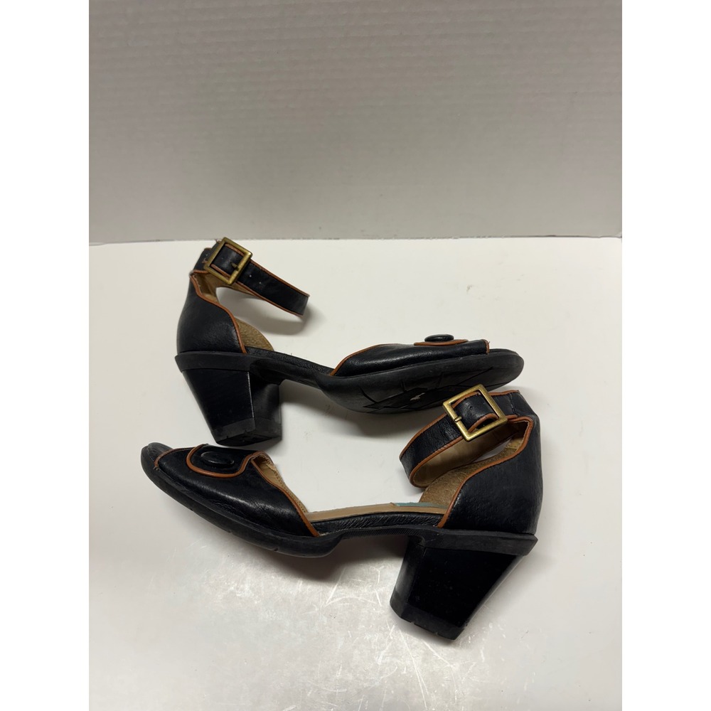 M2 by Miz Mooz Black Leather Ankle Strap Block Heel Sandals Button Detail 6.5 37 - Picture 5 of 11